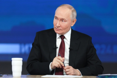 &laquo;Государство обязано быть рядом с защитниками&raquo;: Клинцевич &ndash; о законах для участников СВО и новой элите России