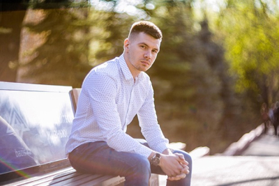 Глеб Пономарев — о том, как научиться играть на домбре и выучить казахский язык