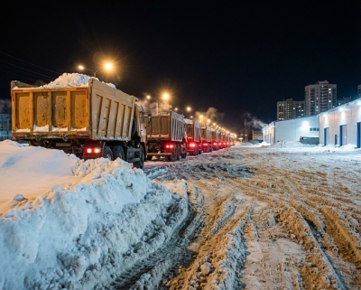 Снежный апокалипсис в Татарстане: массовое ДТП с ребенком, фура на боку, пробки