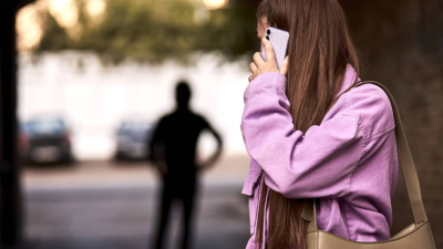 Казахстанку преследуют после поста о домогательствах в мечети