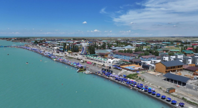 Слабый сервис и антисанитария: масштабные проблемы на курортах Казахстана