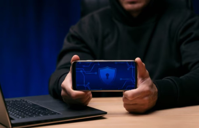 Мошенники используют SMS с номера 1414 для психологической манипуляции