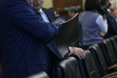 Глава правительства указал, каким предприятиям нужно помочь финансированием