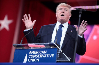 Трамп резко раскритиковал Мелони после ее слов о папе Римском