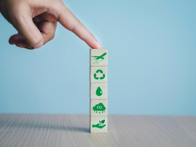 Новая климатическая честность в авиации: данные SITA и Amadeus меняют правила игры