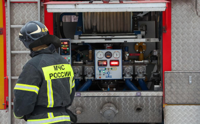 В Москве у здания ГлавНИВЦ Управделами президента загорелся автомобиль