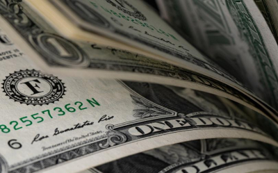 Аналог доллара на Мосбирже поднялся выше ₽80