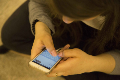 Психолог Гусева заявила, что люди кидают гифки из-за ограниченного лексикона