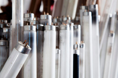 Более 430 ртутьсодержащих ламп вывезено из учреждений образования в Жетісу