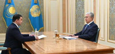 Строительство школ, завода и газификация: аким Туркестанской области доложил Токаеву о планах