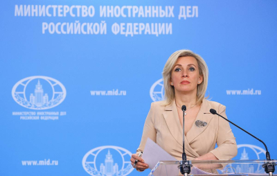 Захарова назвала планы Киева по перезахоронению героев глумлением