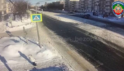 Водитель Nissan сбил 28-летнюю девушку на пешеходном переходе в Казани
