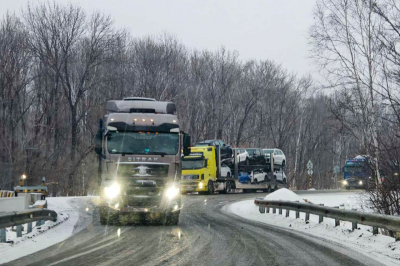 Почти тысяча ДТП за выходные: Петербург и Ленобласть сковали снег и гололедица