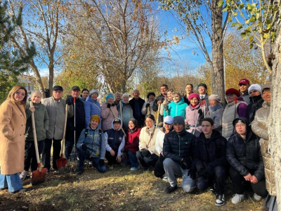 «Таза Казақстан»: Ассамблея народа Казахстана отметила 30-летие экологической акцией