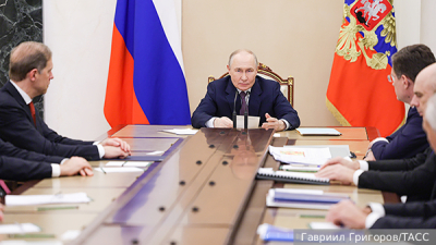 Путин поздравил композитора Зацепина со 100-летним юбилеем