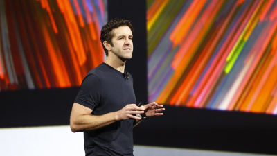 Новым главой Apple после Тима Кука может стать Джон Тернус