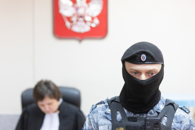 В Перми осудили преподавателя РУДН на семь лет за нелегальную миграцию