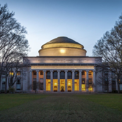 Я учусь в MIT