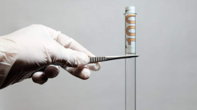 Врачам в Акмолинской области незаконно отменили доплаты