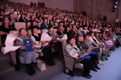 В Астане чествовали учителей в рамках республиканской декады благодарности